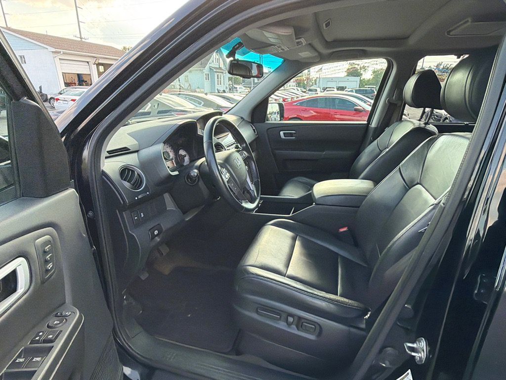 Used 2015 Honda Pilot Touring image 10
