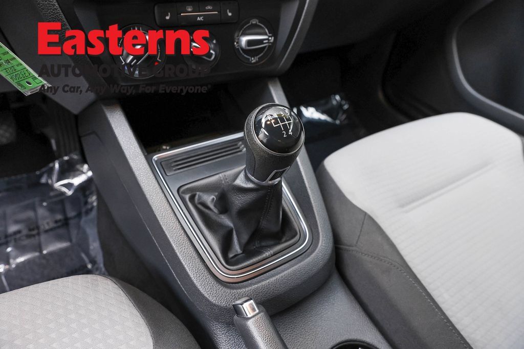 Used 2017 Volkswagen Jetta S w/ Jetta S Cold Weather Package FWD image 13