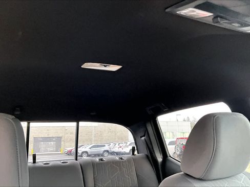 Used 2019 Toyota Tacoma TRD Off-Road image 30