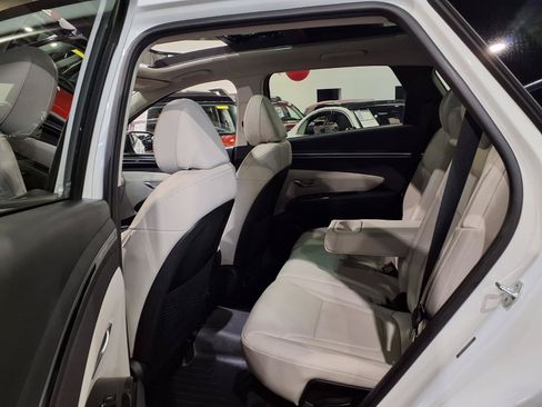 Used 2022 Hyundai Tucson Limited w/ Cargo Package AWD/4WD image 17