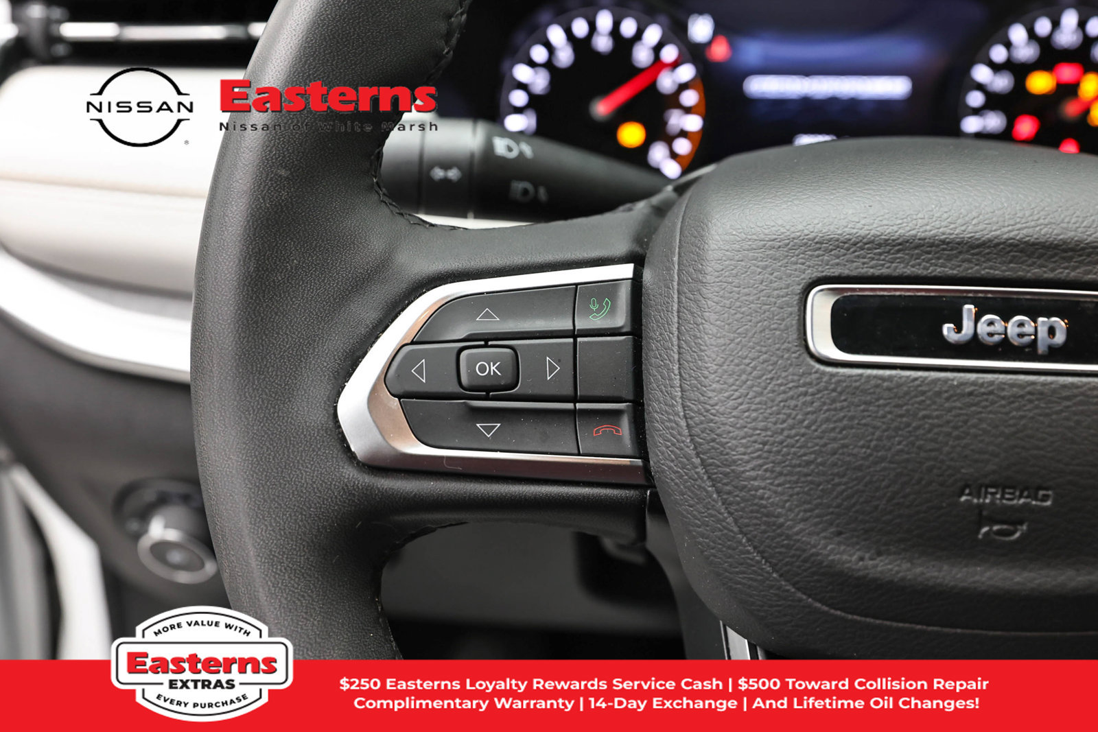 Used 2025 Jeep Compass Limited AWD/4WD image 15