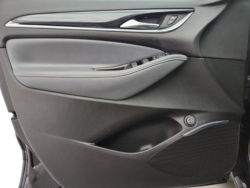 Used 2020 Buick Enclave Essence w/ Sport Touring Edition image 23