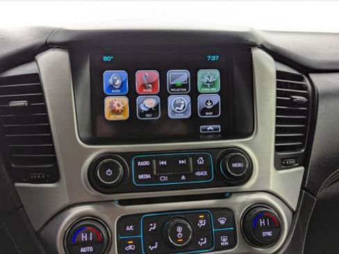 Used 2017 GMC Yukon SLE w/ SLE Value Package image 29