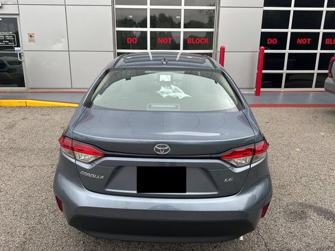 Used 2026 Toyota Corolla LE FWD image 5