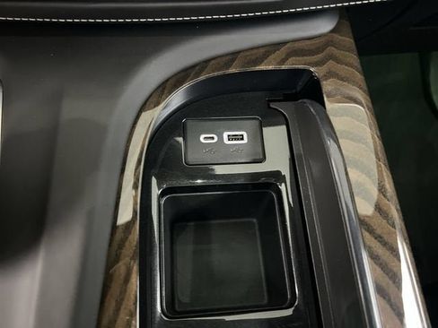 Used 2023 Cadillac Escalade Sport Platinum w/ LPO, ONYX Package AWD/4WD image 35