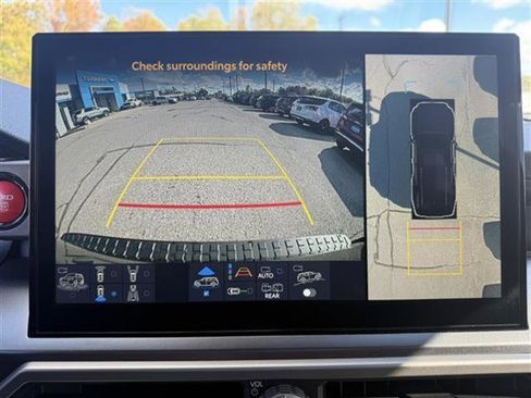 Used 2025 Toyota 4Runner TRD Off-Road Premium image 19