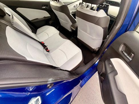 Used 2016 Toyota Prius Two image 8