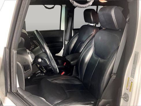Used 2015 Jeep Wrangler Unlimited Sport w/ Quick Order Package 24S AWD/4WD image 7