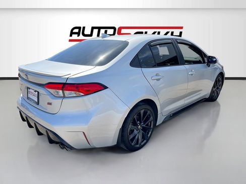 Used 2024 Toyota Corolla SE image 7