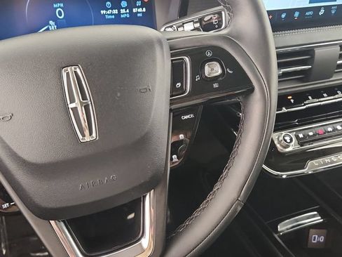 Used 2023 Lincoln Corsair AWD w/ Equipment Group 101A image 20