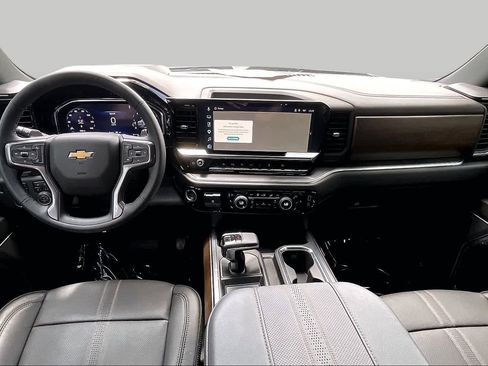Used 2026 Chevrolet Silverado 1500 High Country w/ High Country Premium Package AWD/4WD image 15