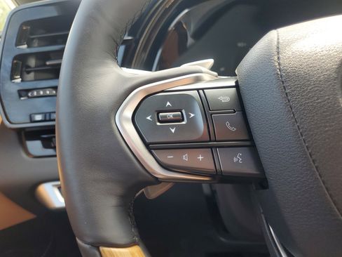 Used 2025 Lexus RX 350 Premium w/ Accessory Package (Z1) FWD image 26