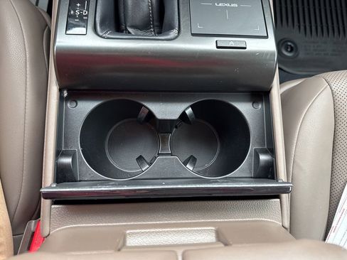 Used 2022 Lexus GX 460 Premium w/ Premium Package image 22