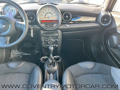 Used 2012 MINI Cooper Convertible image 23