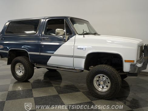 Used 1988 GMC Jimmy 4WD image 16