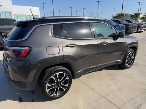 Used 2022 Jeep Compass Limited image 6