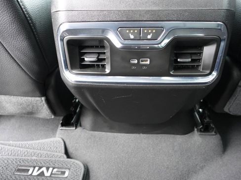 Used 2024 GMC Sierra 1500 Denali w/ Denali Reserve Package AWD/4WD image 28