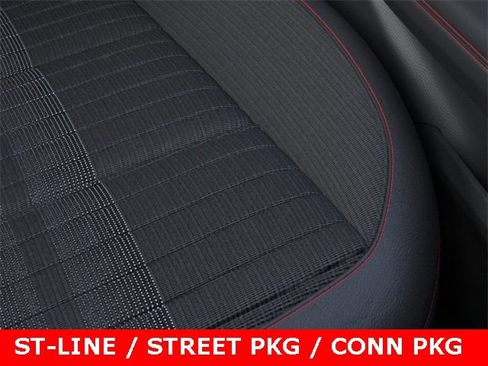 New 2026 Ford Explorer ST-Line w/ ST-Line Street Pack image 16