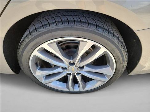Used 2023 Chevrolet Malibu LT w/ Driver Confidence Package FWD image 12