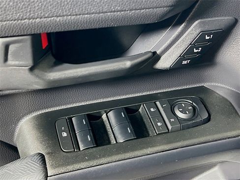 Certified 2025 Toyota 4Runner TRD Off-Road Premium image 17