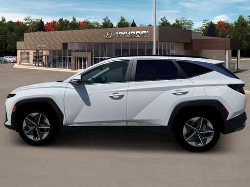 New 2026 Hyundai Tucson SEL image 3