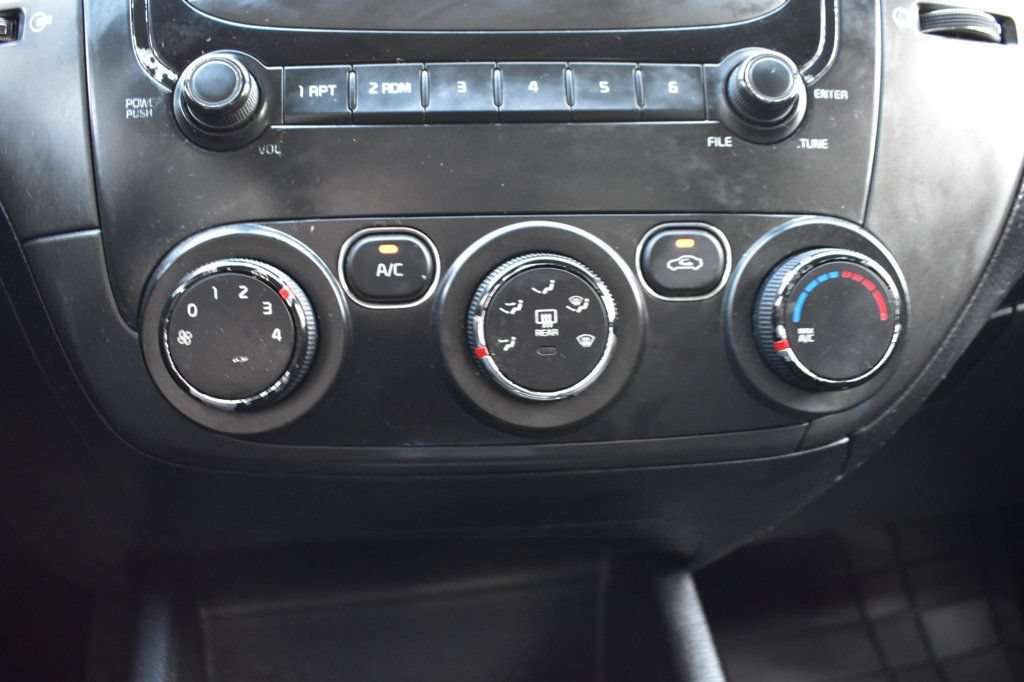 Used 2018 Kia Forte LX FWD image 31