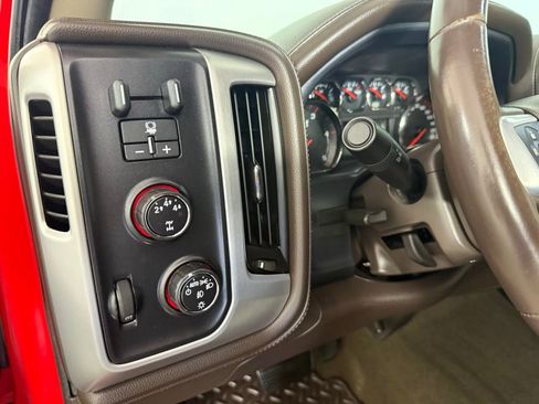Used 2016 GMC Sierra 2500 SLT w/ Duramax Plus Package AWD/4WD image 28