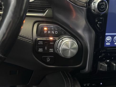 Used 2019 RAM 1500 Limited image 16