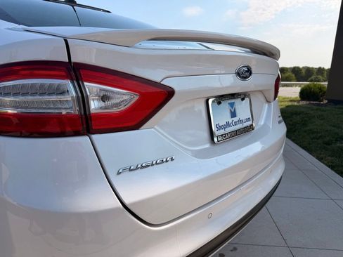 Used 2016 Ford Fusion SE w/ Equipment Group 202A FWD image 29