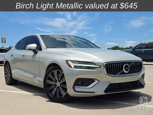 Used 2020 Volvo S60 T5 Inscription FWD image 1