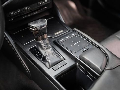 Used 2019 Lexus ES 350 F Sport w/ Accessory Package 2 FWD image 38