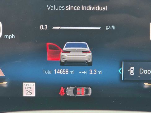 Used 2023 BMW 330i Sedan w/ Premium Package image 26