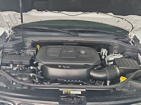 Used 2019 Jeep Grand Cherokee Laredo image 14