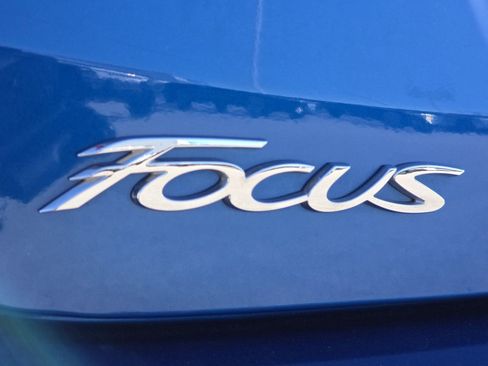 Used 2018 Ford Focus SE image 9