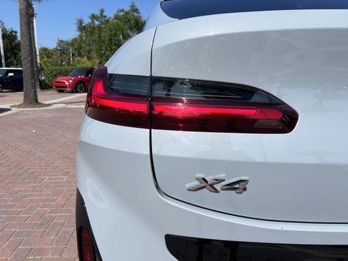 Certified 2024 BMW X4 xDrive30i w/ Premium Package AWD/4WD image 41