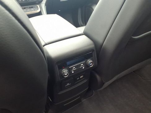 Used 2023 GMC Acadia Denali w/ Denali Ultimate Package AWD/4WD image 26