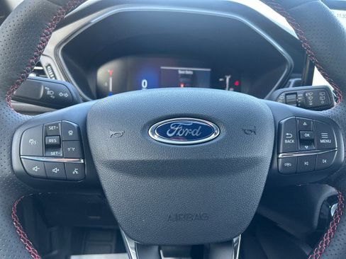 New 2026 Ford Escape ST-Line w/ Tech Pack #1 AWD/4WD image 14