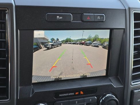 Used 2019 Ford F150 XLT w/ Equipment Group 302A Luxury AWD/4WD image 10