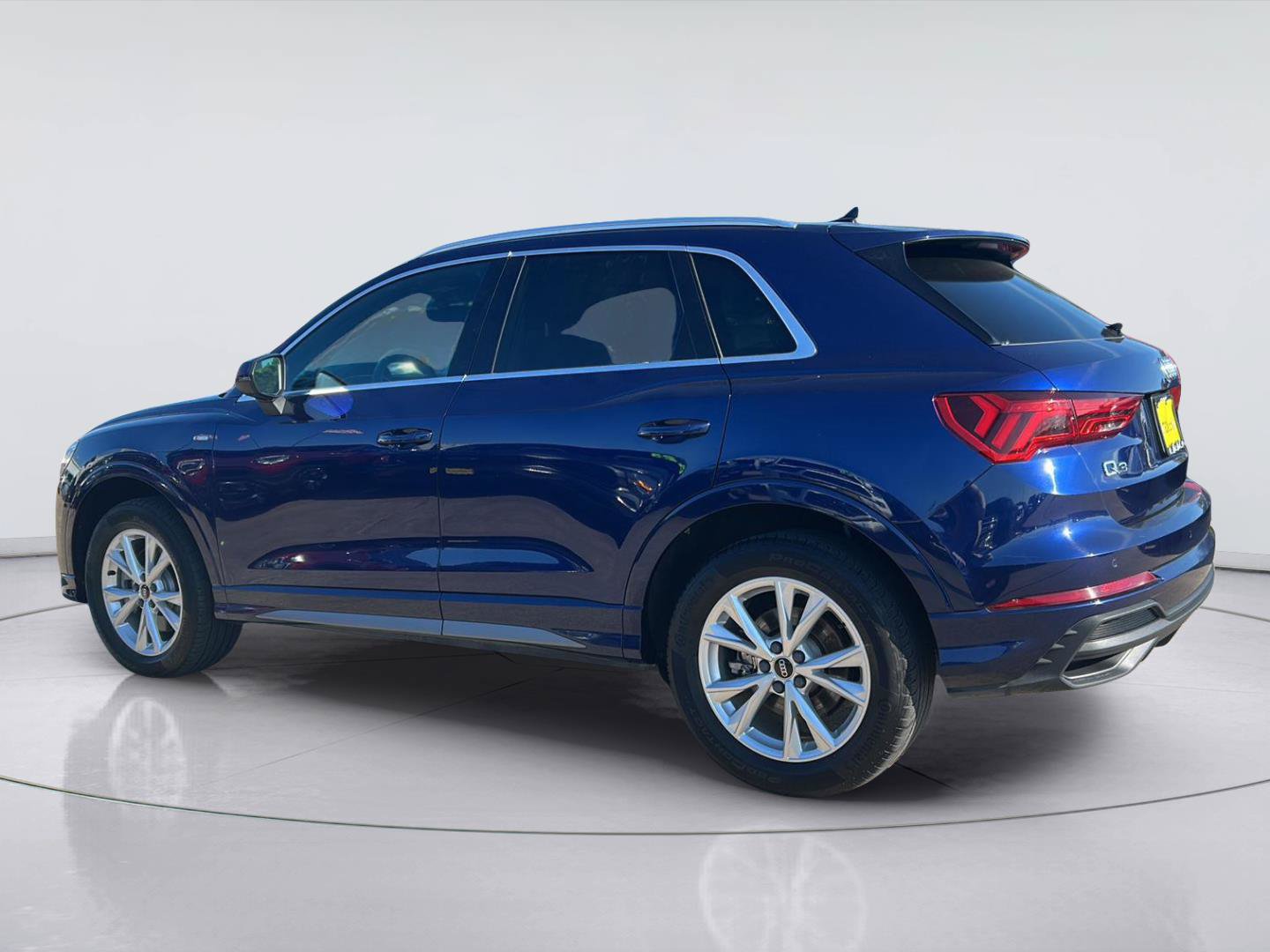 Used 2024 Audi Q3 2.0T Premium AWD/4WD image 6