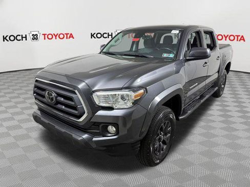 Certified 2023 Toyota Tacoma SR5 AWD/4WD image 3