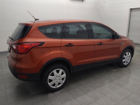 Used 2019 Ford Escape S image 10