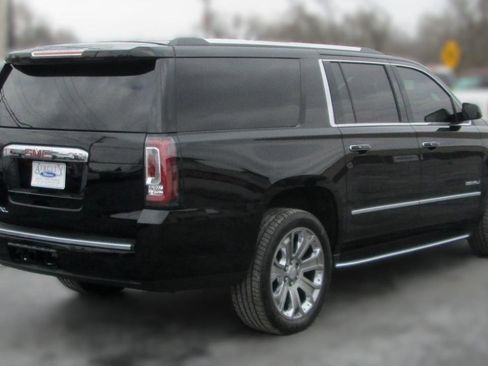 Used 2017 GMC Yukon XL Denali w/ Open Road Package image 5