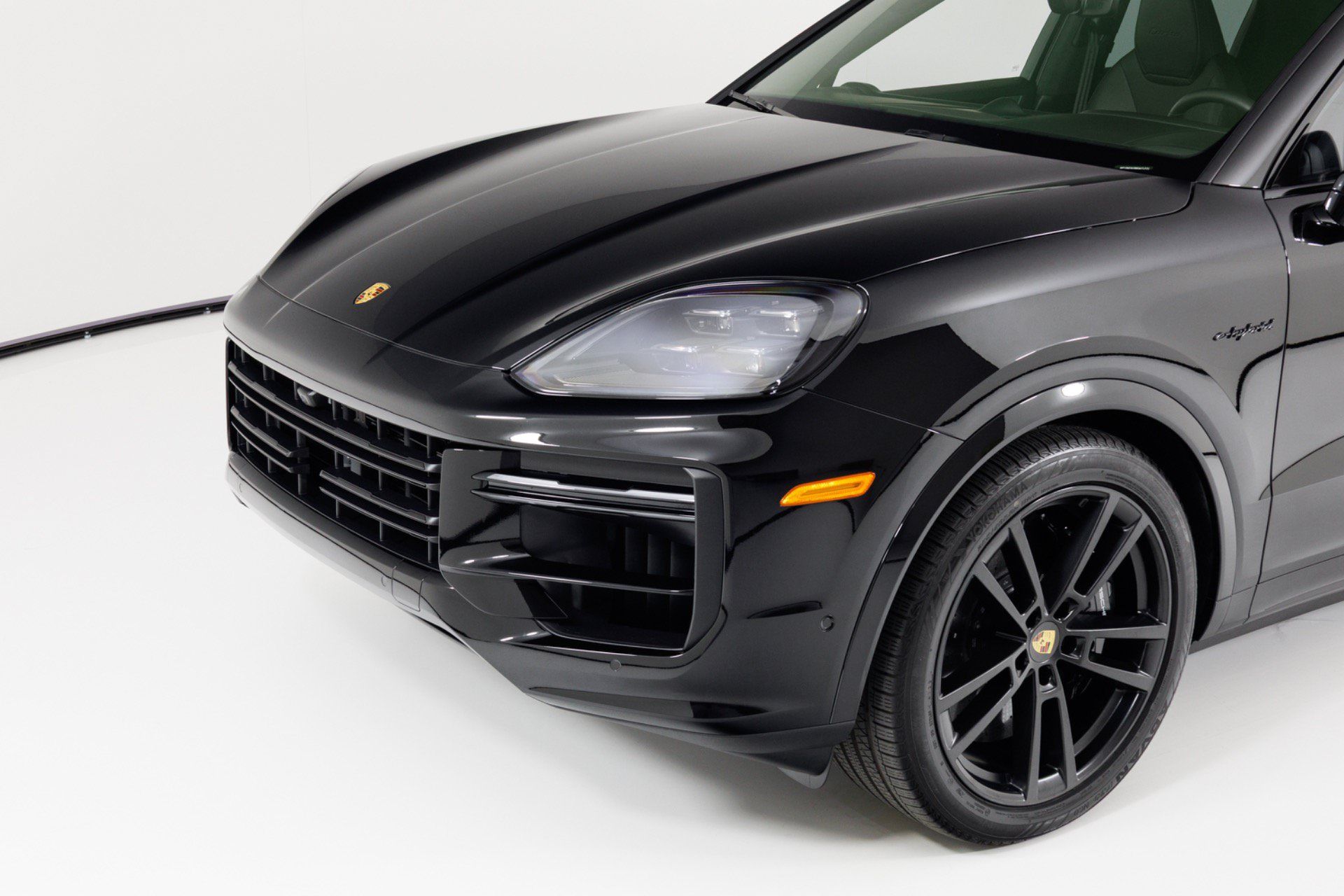 Used 2024 Porsche Cayenne Turbo w/ Premium Package Plus (PP1) AWD/4WD image 68