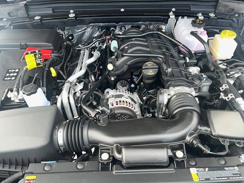 New 2026 Jeep Gladiator Sport image 18