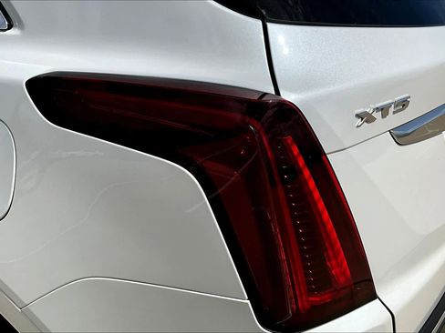 Used 2024 Cadillac XT5 Premium Luxury image 29