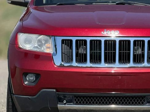 Used 2013 Jeep Grand Cherokee Limited RWD image 11