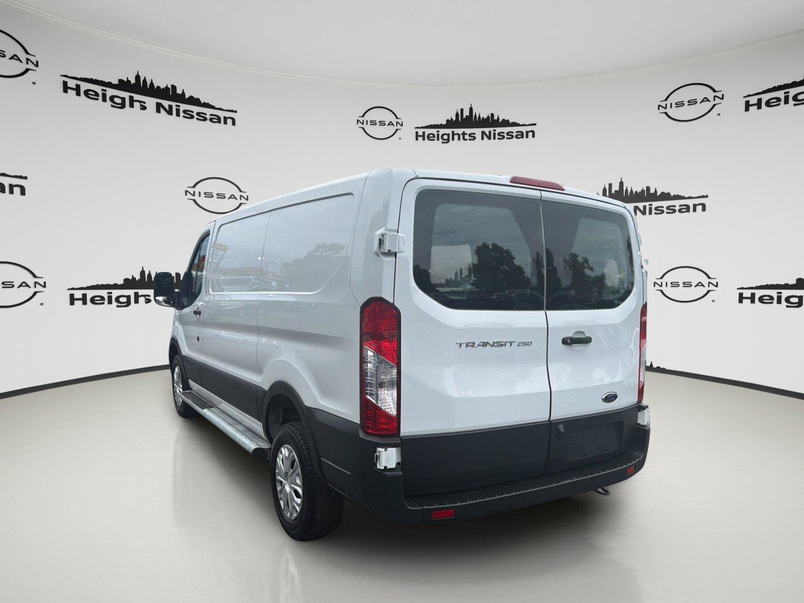 Used 2025 Ford Transit 250 Low Roof w/ Exterior Upgrade Package RWD image 3