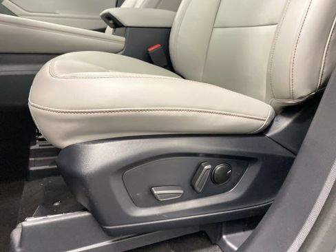 New 2026 Ford Explorer Active w/ Active Comfort Package image 48