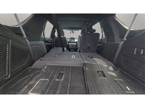 Used 2021 Chevrolet Tahoe LT w/ LT Signature Package image 14