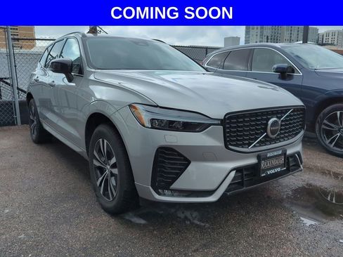 Used 2025 Volvo XC60 B5 Core AWD/4WD image 1